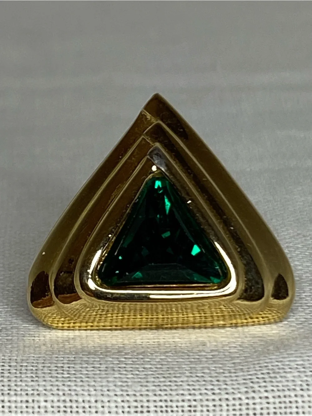 Vintage SAL Single Clip On Earring Green Emerald Tone Crystal Gold Tone Triangle